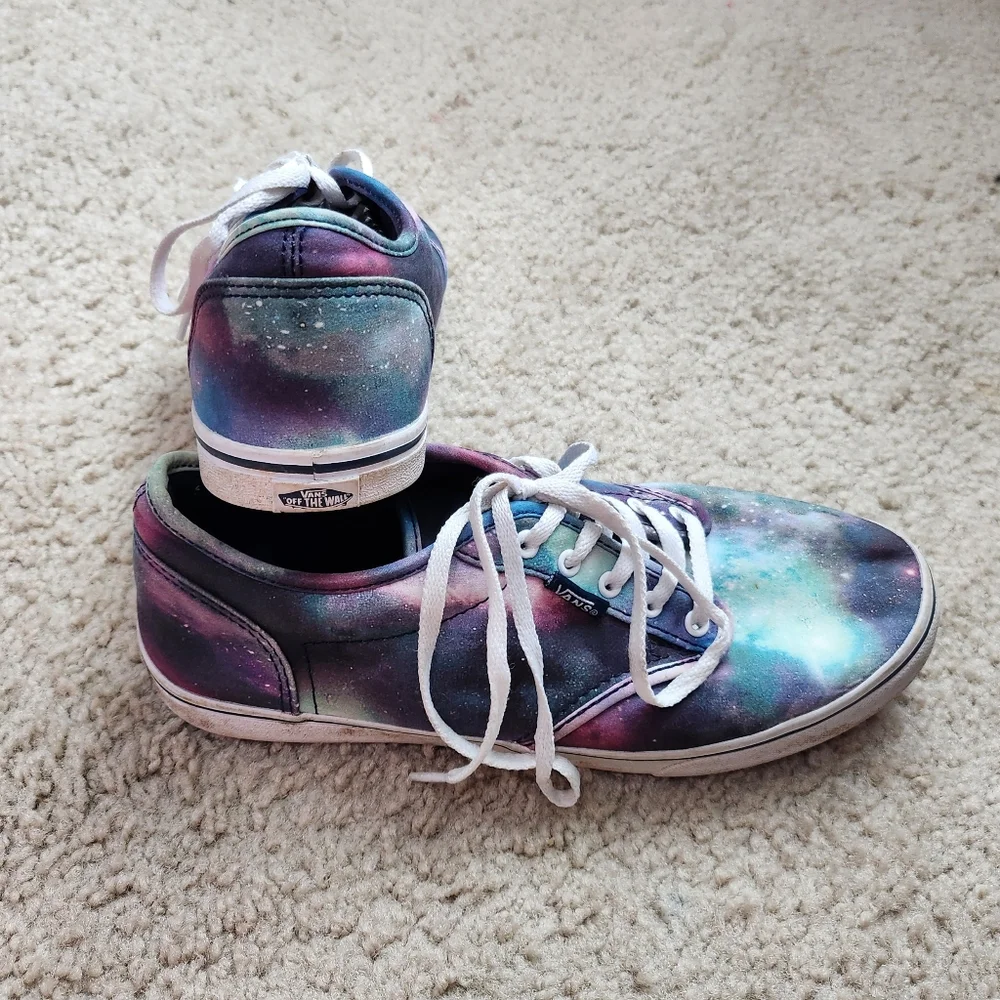 VANS Shoes Galaxy Stars Authentic Lo Pro Women's Size 7 Low Top Lace Up Sneaker